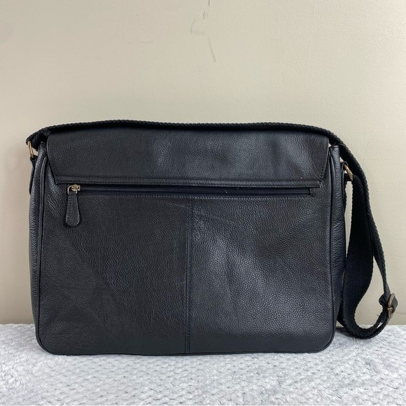 Black Unisex Genuine Pebbled Leather Flap Closure Messenger Crossbody Bag‎ - Picture 3 of 16
